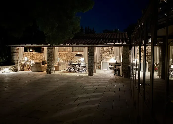 La Serre Des Mourgues Panzió 4*